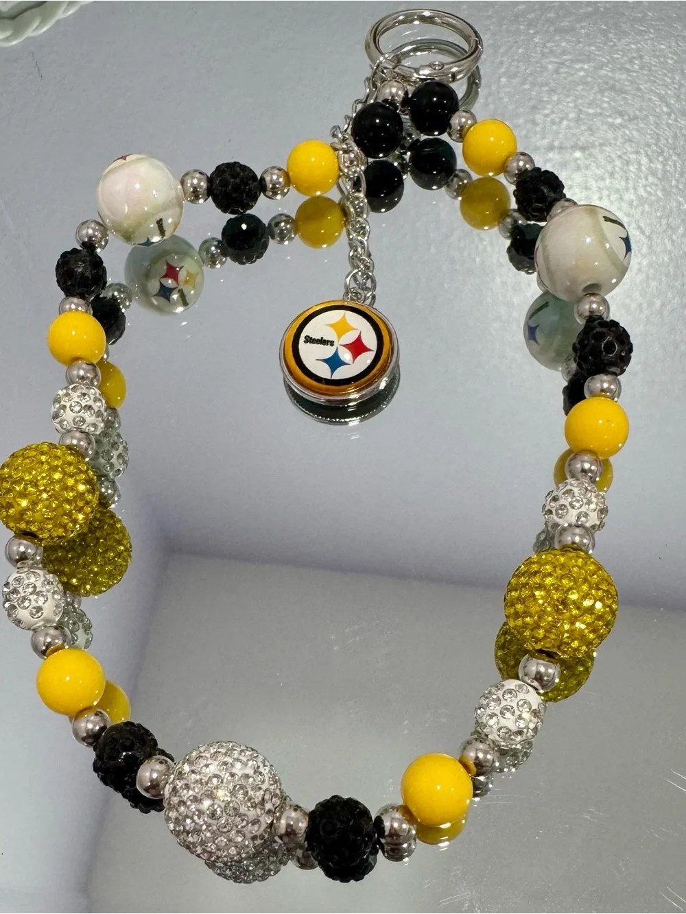 New Handmade Pittsburgh Steelers Yellow & Black Beaded Keychain Bracelet